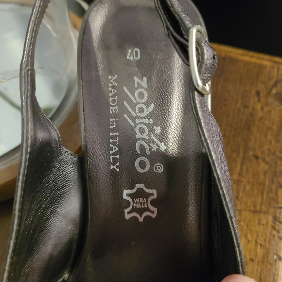 Kitten Heels - Picture 2 of 2